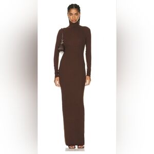 Eterne Chocolate Long Sleeve Dress